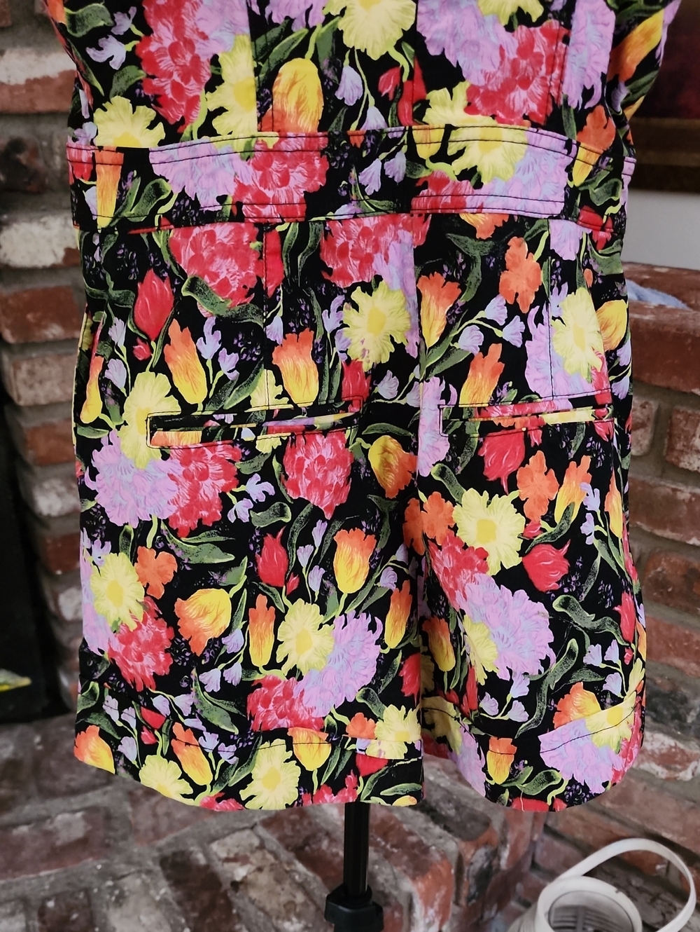 Anthropologie Maeve Yukiko Noritake Floral Romper Black Garden Party - Picture 6 of 10